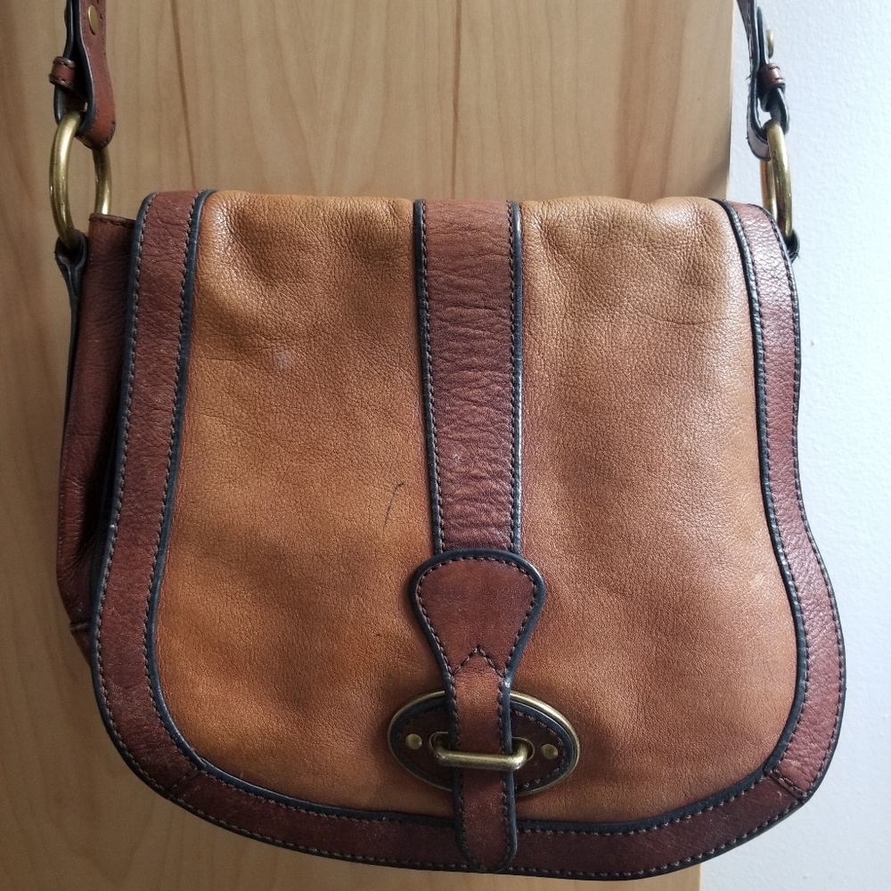 Fossil shoulder bag